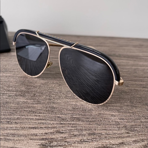 DIOR Desertic Aviator Sunglasses - Picture 2 of 14